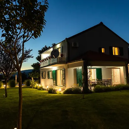 Villa Matko Zmijavci