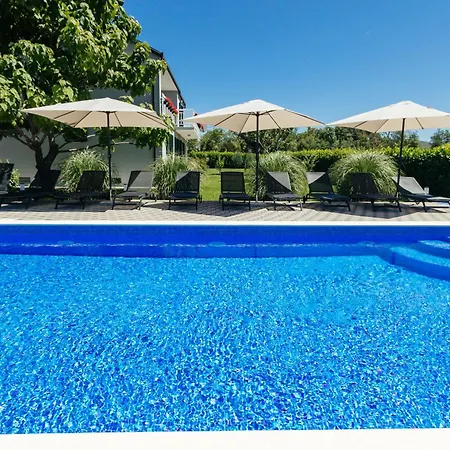 Matko - Family Destination Villa