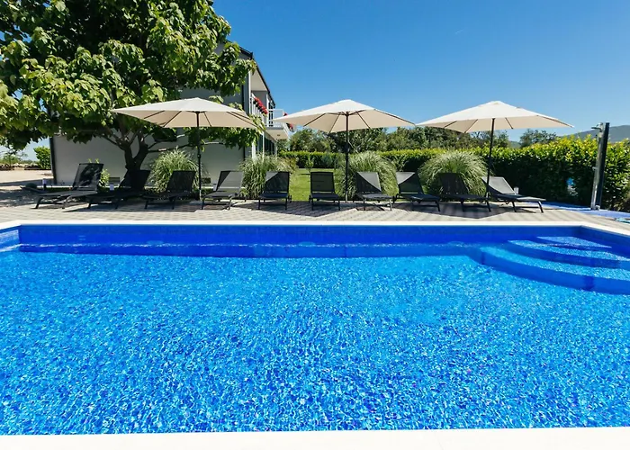 Matko - Family Destination Villa