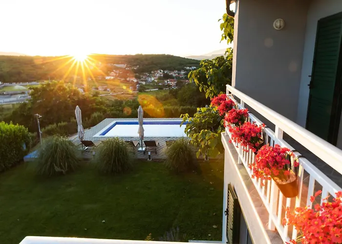 Matko - Family Destination Villa *